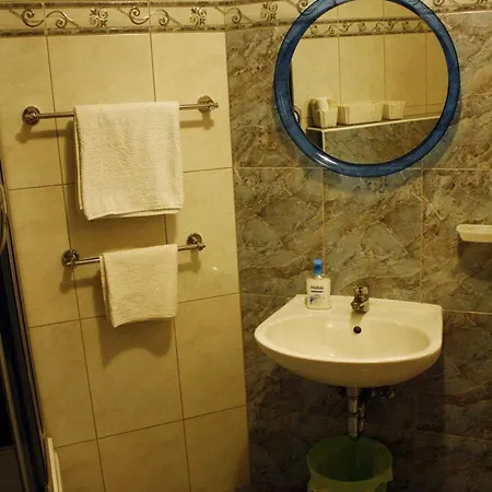 Ana Apartment Split